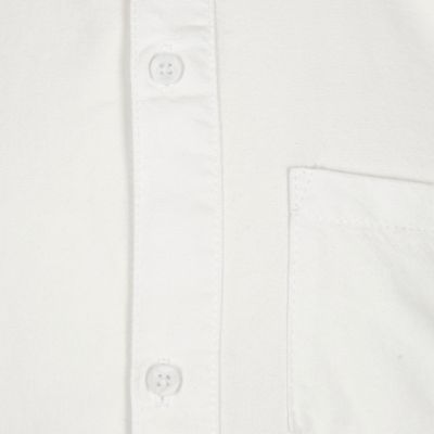 White grandad colllar short sleeve shirt